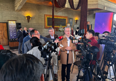 Teatro Municipal de Temuco realiza firma de convenios con auspiciadores y colaboradores de la Temporada 2026