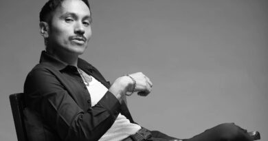 De la catarsis a la experimentación: Riki Manchado publica ‘Sentido’