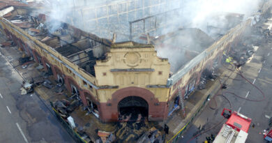 Roberto Neira, a 10 años del incendio del Mercado: “Como bombero combatí las llamas que lo destruyeron; como alcalde, espero poder reinaugurarlo”