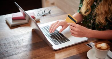 Experto advierte aumento de fraudes digitales y llama a comprar con mayor precaución