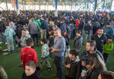 ¡Temuco lo hizo otra vez!: Más de 4 mil personas participaron en la segunda Cambiatón de láminas del álbum de la Copa Mundial de la FIFA