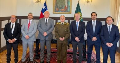 Senador Miguel Becker lidera reunión con el General Director de Carabineros para reforzar la seguridad en comunas de La Araucanía