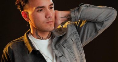 Alex Váskez inicia su carrera como solista con el lanzamiento de “Enfermo de amor”