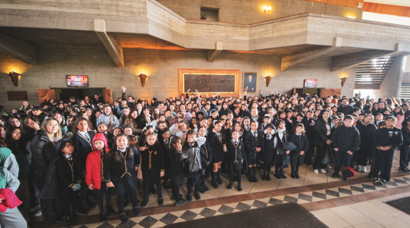 Teatro Municipal de Temuco abre sus puertas a estudiantes para el último concierto educacional del año